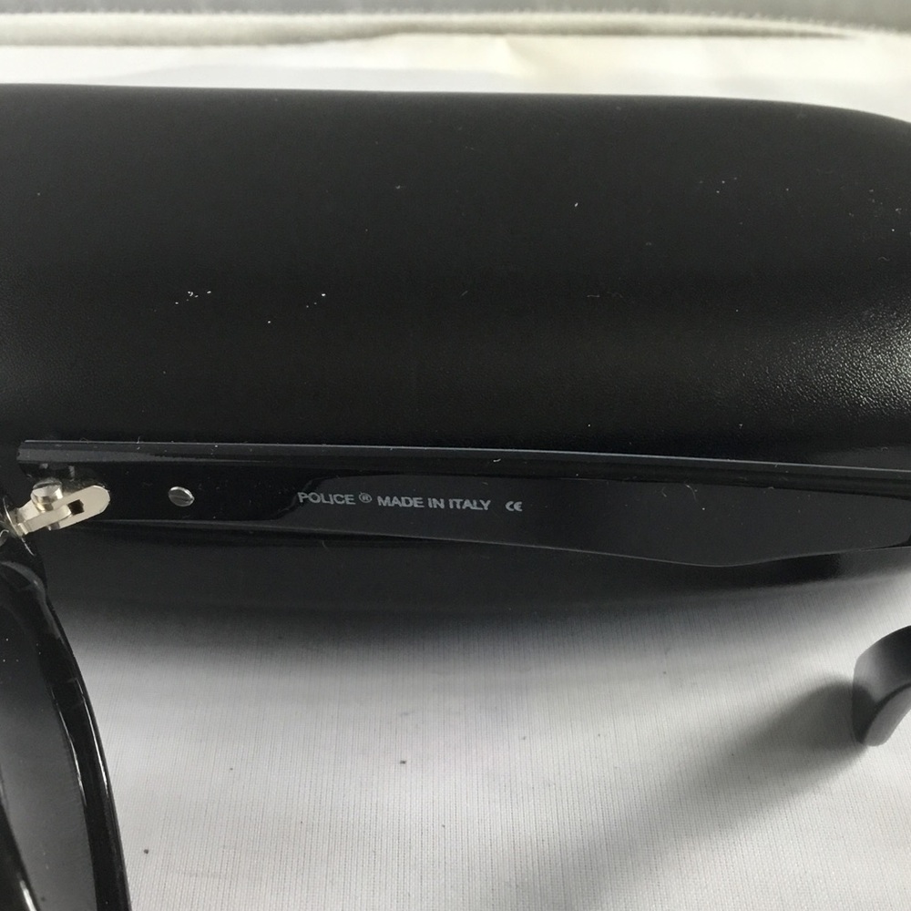 Police Navy Frame Sunglasses with Black Lenses - Picture 3 of 6